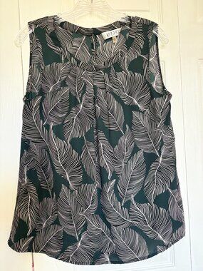 Kasper Black & Cream Leaf Print Pleated Neck Shell - Size M